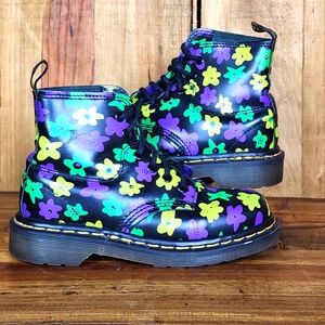Dr Martens Vintage Purple and Green flowers Combat boots